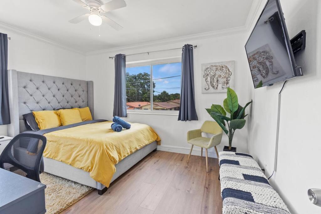 Comfy & Updated Apartment Centrally Located Minutes Away From Everything! Miami Ngoại thất bức ảnh